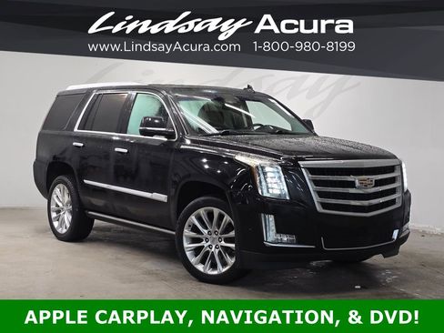 Used 2018 Cadillac Escalade Premium Luxury image 1