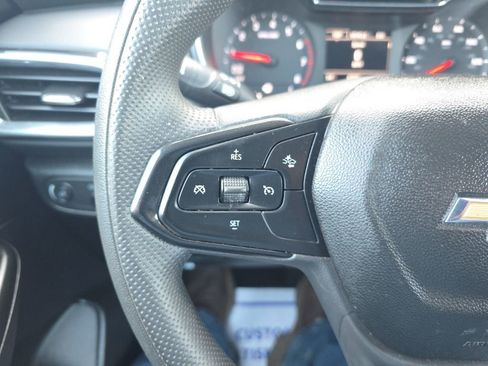 Used 2022 Chevrolet TrailBlazer LT w/ LPO, Blackout Package FWD image 13