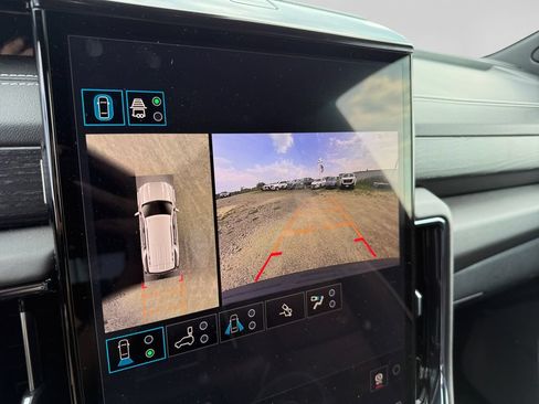 Used 2026 GMC Yukon AT4 Ultimate AWD/4WD image 29