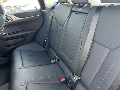 Certified 2025 BMW 430i w/ Premium Package image 15