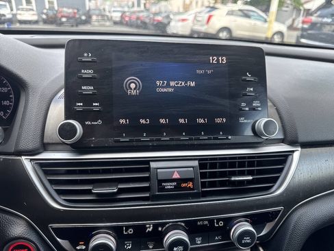 Used 2019 Honda Accord LX image 14