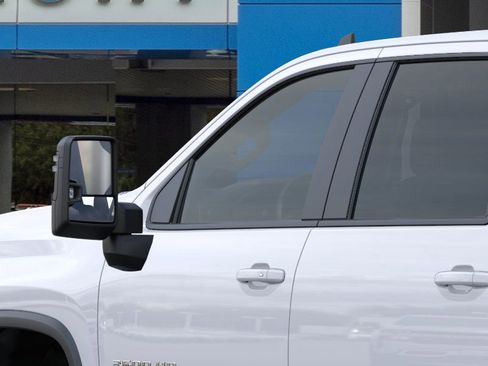 New 2026 Chevrolet Silverado 3500 LT image 12