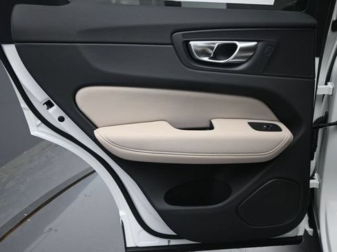 New 2026 Volvo XC60 B5 Plus w/ Protection Package Premier AWD/4WD image 23