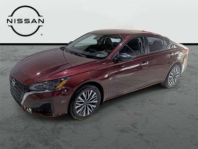 Used 2024 Nissan Altima 2.5 SV