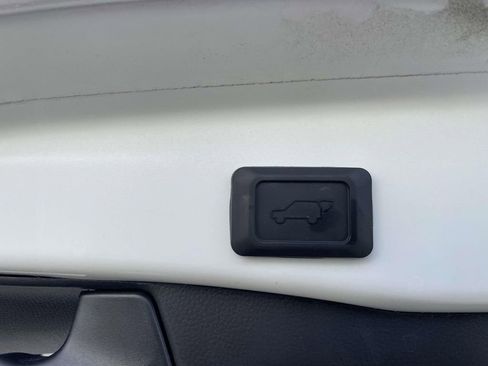 Used 2025 Toyota RAV4 XLE w/ Convenience Package image 49