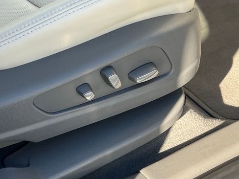 New 2025 Cadillac XT6 Premium Luxury image 27