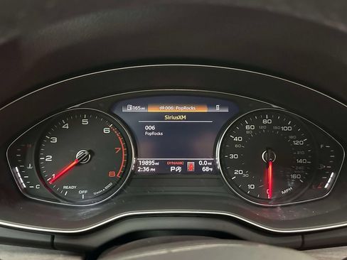Used 2023 Audi Q5 2.0T Premium w/ Convenience Package AWD/4WD image 11