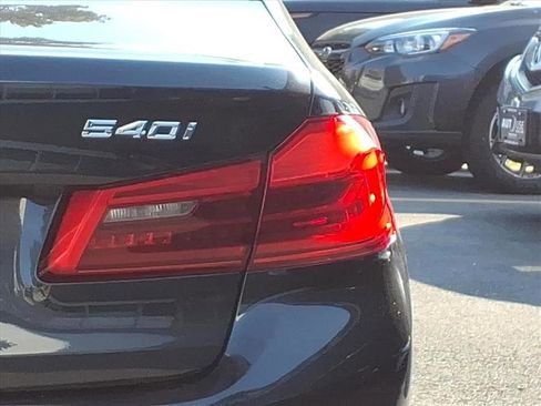 Used 2019 BMW 540i xDrive image 13