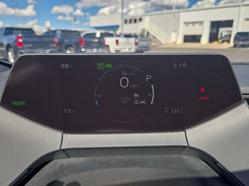 New 2026 Toyota Prius Plug-In Hybrid FWD image 14