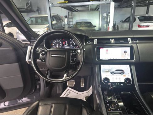 Used 2019 Land Rover Range Rover Sport Supercharged AWD/4WD image 10