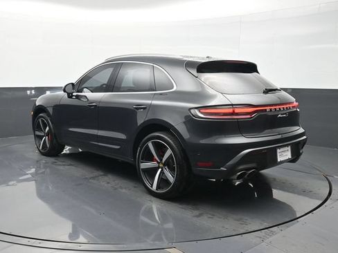 Certified 2022 Porsche Macan S AWD/4WD image 3