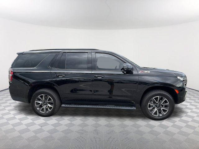 Used 2023 Chevrolet Tahoe Z71 w/ Luxury Package AWD/4WD image 4