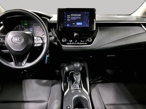 Used 2025 Toyota Corolla LE FWD image 16