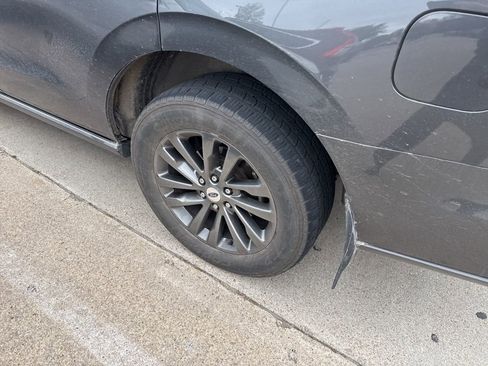 Used 2020 Ford Expedition Limited w/ Equipment Group 301A image 10