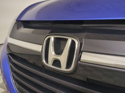 Used 2018 Honda HR-V LX image 13