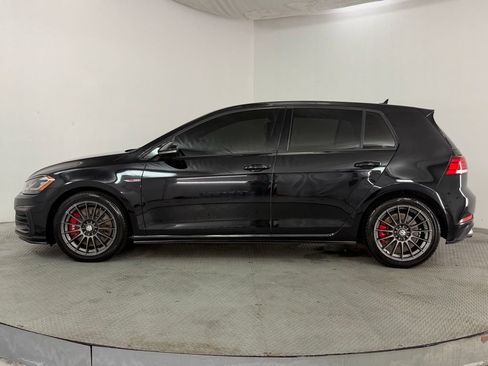 Used 2018 Volkswagen GTI SE w/ SE Leather Package FWD image 4