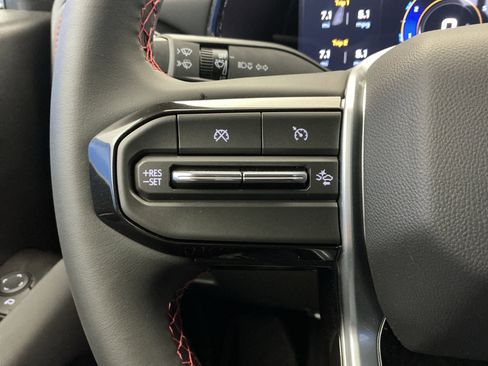 New 2026 Chevrolet Colorado Z71 w/ Midnight Edition image 15