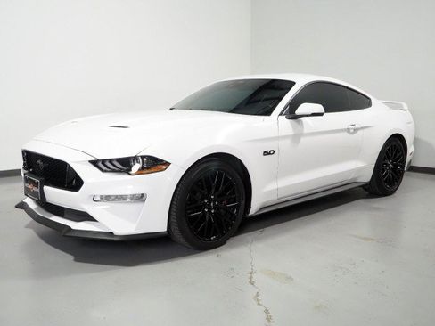 Used 2021 Ford Mustang GT Premium w/ GT Performance Package RWD image 9