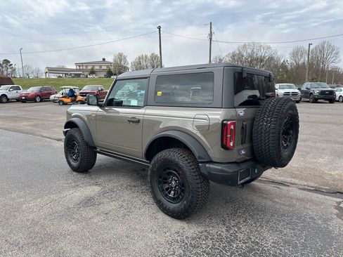 New 2026 Ford Bronco Badlands image 5