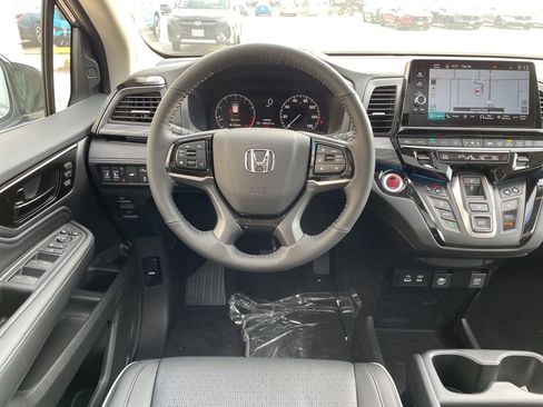 New 2026 Honda Odyssey Elite image 13