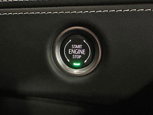 Used 2026 Cadillac Escalade V w/ LPO, ONYX Package AWD/4WD image 25