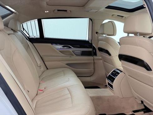 Used 2020 BMW 740i w/ Cold Weather Package RWD image 19