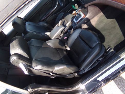 Used 2004 BMW 330Ci Convertible RWD image 29