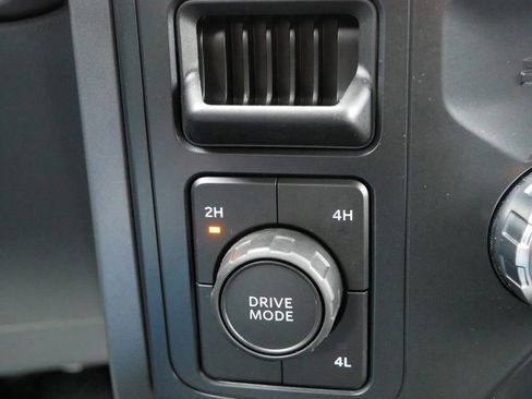 Certified 2022 Ford F150 XLT w/ Equipment Group 302A High image 24