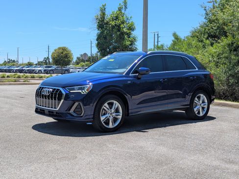 Used 2024 Audi Q3 2.0T Premium Plus AWD/4WD image 3