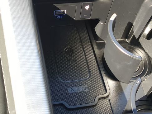 Used 2024 Hyundai Palisade Calligraphy image 47