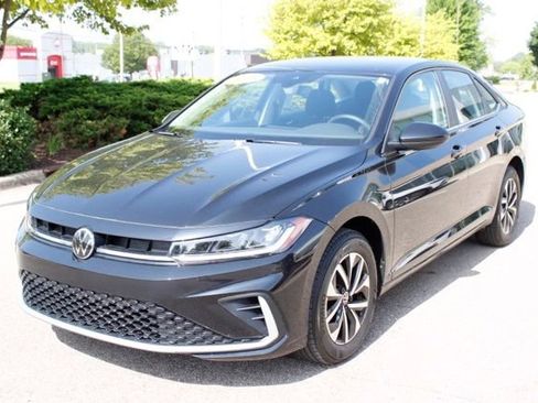 Used 2025 Volkswagen Jetta S FWD image 10