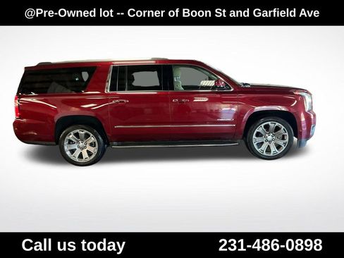 Used 2016 GMC Yukon XL Denali w/ Open Road Package AWD/4WD image 6