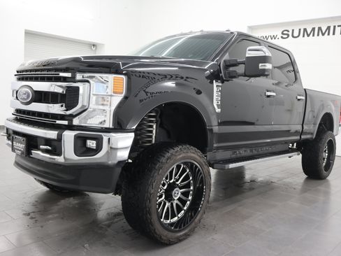 Used 2021 Ford F250 XLT w/ XLT Premium Package AWD/4WD image 7