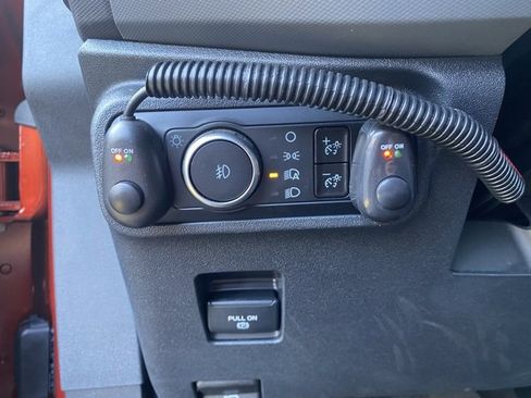 Used 2024 Ford Bronco Big Bend image 14