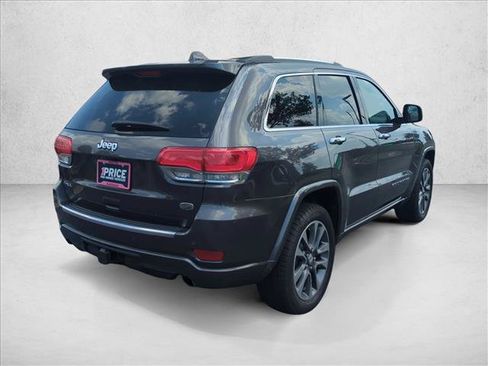 Used 2018 Jeep Grand Cherokee Overland AWD/4WD image 5