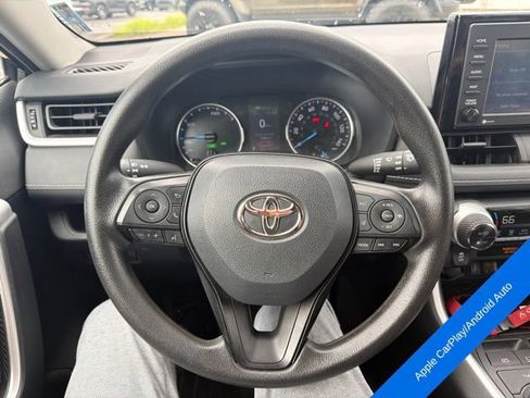 Used 2021 Toyota RAV4 LE AWD/4WD image 10