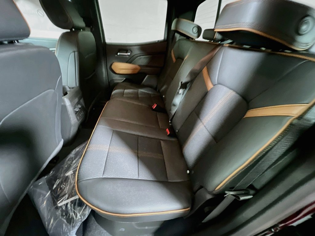 New 2026 GMC Canyon AT4 AWD/4WD image 20