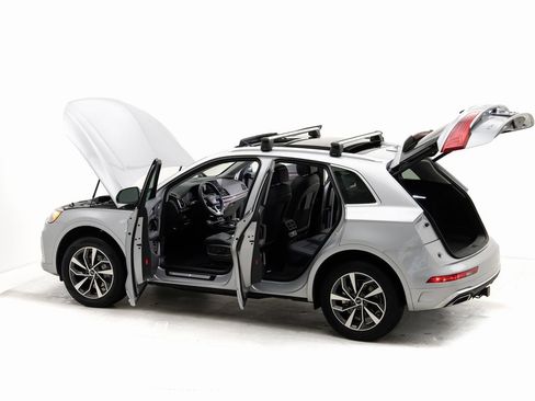 Certified 2025 Audi Q5 2.0T Premium Plus w/ Premium Plus Package image 27