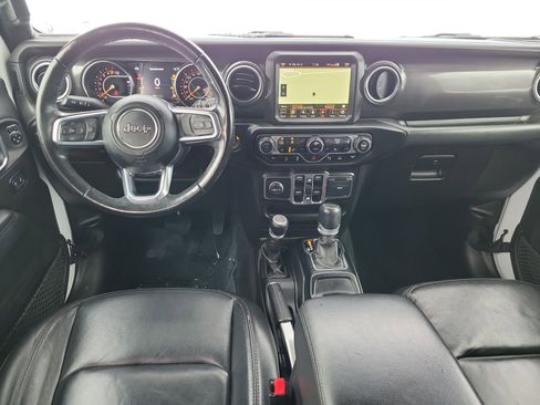 Used 2022 Jeep Wrangler Unlimited Sahara image 18