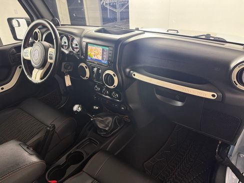 Used 2012 Jeep Wrangler Sahara AWD/4WD image 23