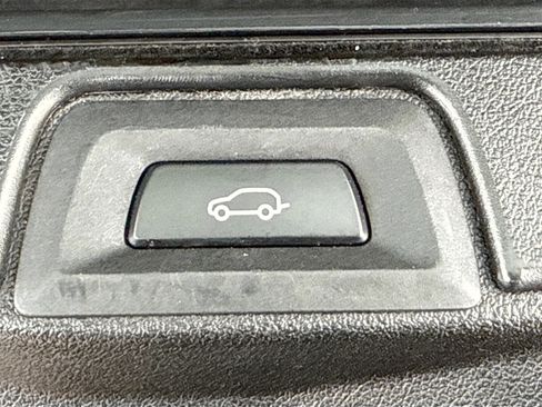 Used 2022 BMW X5 xDrive40i AWD/4WD image 14