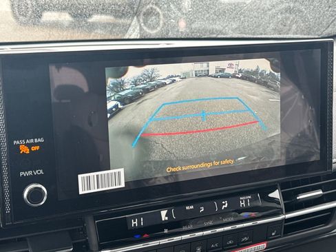 New 2026 Toyota Sienna XSE image 22