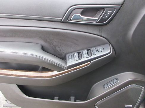 Certified 2017 Chevrolet Tahoe LT w/ LT Signature Package image 24