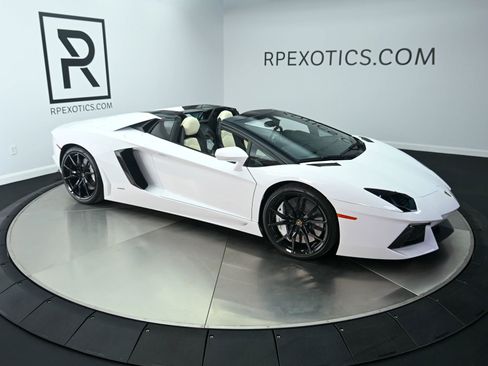 Used 2014 Lamborghini Aventador LP 700-4 AWD/4WD image 26