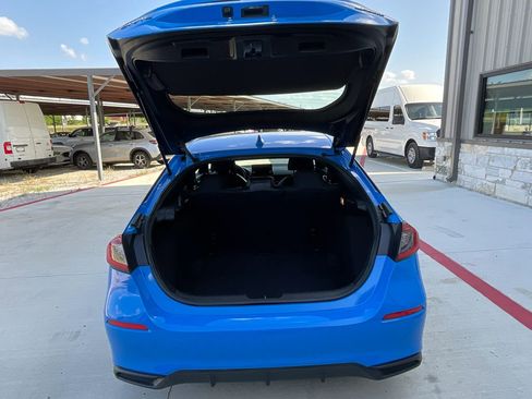 Used 2023 Honda Civic Sport image 15