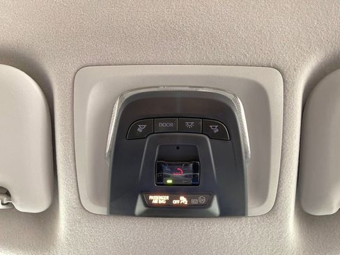 Certified 2024 Toyota Corolla Cross L image 29