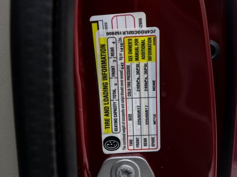 Used 2020 Dodge Grand Caravan SXT FWD image 33