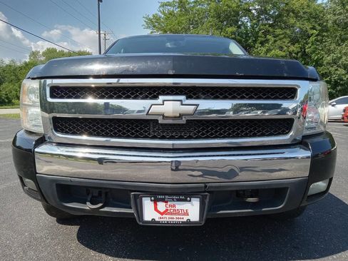 Used 2007 Chevrolet Silverado 1500 LT w/ 1LT Convenience Package image 2
