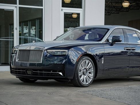 New 2025 Rolls-Royce Ghost image 10
