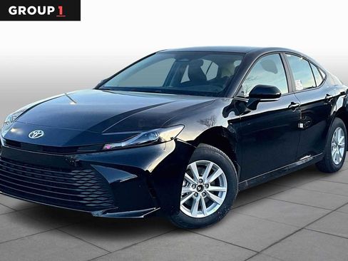 New 2026 Toyota Camry LE image 1